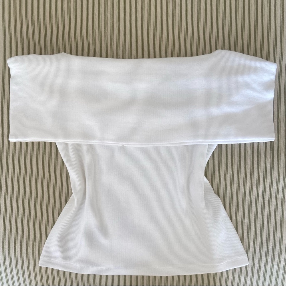 Banana Republic White Top